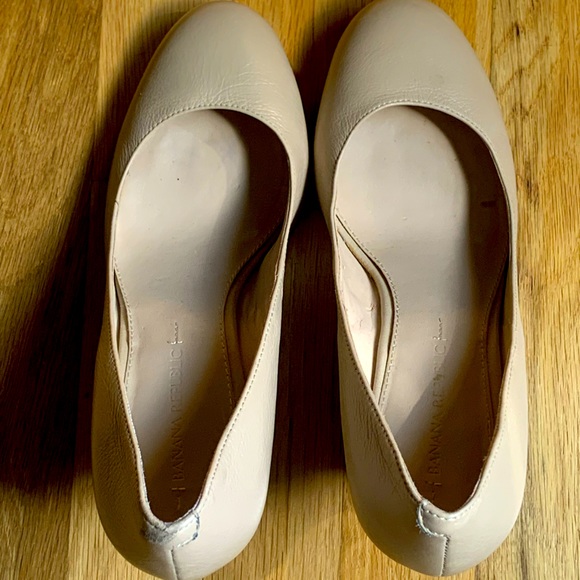 BR Wedge Heel - Picture 1 of 3